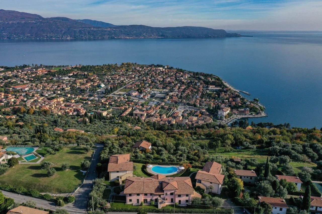 Апартаменти 6 Happiness Тосколано-Мадерно Екстер'єр фото